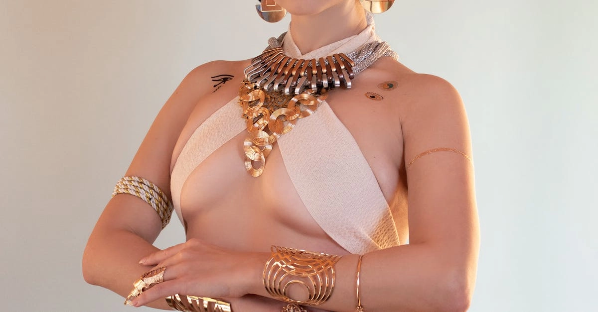 Cleocatra: литературный анализ игрового нарратива в античном стиле